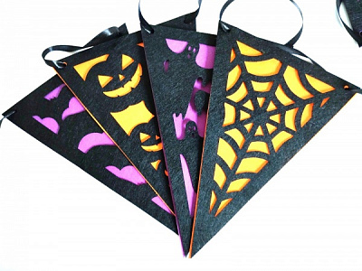 Гирлянда-растяжка Треугольные флажки Хэллоуин 4 м Аплі-Краплі