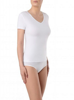Футболка жіноча Conte р. 50 білий Basic Collection LF 2021