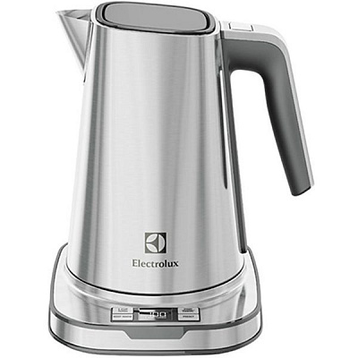 Чайник электрический Electrolux EEWA7800