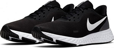 Кросівки Nike REVOLUTION 5 BQ3204-002 р.US 10 чорний