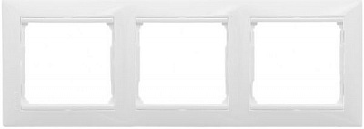 Рамка трехместная Legrand Valena горизонтальная белый 774453