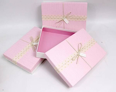 Коробка подарункова UFO 11111-002 28х20х6 см Pink