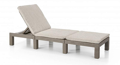 Шезлонг раскладной Keter Daytona Deluxe капучино 65x195 см