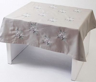 Скатерть «Весенний цвет» 456-17/00 140x240 см серый 