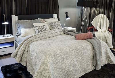 Покрывало Esmoriz 160x220 см La Nuit светло-серый 