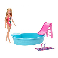 Набор с куклой Barbie Развлечения возле бассейна GHL91