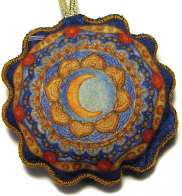 Подвеска фетровая Звездочка Месячное сияние синяя 9 см