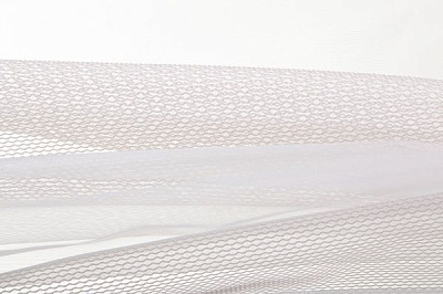 Тканина тюлева смужки на сітці 300 см рожева 915607/705