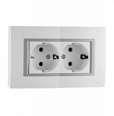 Розетка двойная с заземлением Mono Monte без шторок без крышки белый 105-010110-120