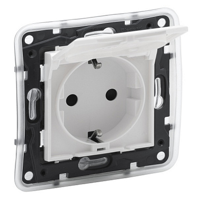 Розетка влагозащищенная с заземлением Legrand NILOE STEP 863123 IP44 белый