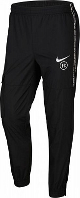Брюки Nike M NK FC TRK PANT WPZ CD0556-010 р. XL черный