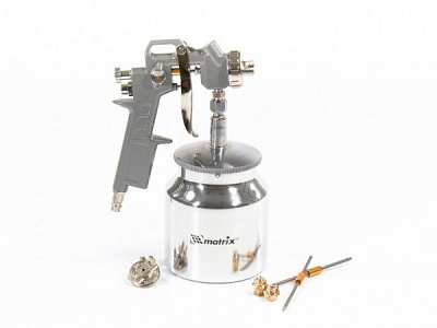 Фарборозпилювач MTX HP 0,75 л + сопла 1.2, 1.5 та 1.8 мм 573179