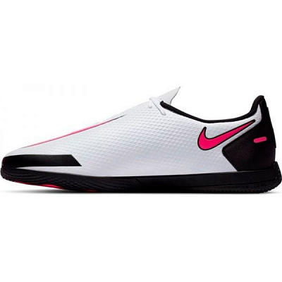 Бутсы Nike Phantom GT Club IC CK8466-400 р. US 11,5 белый