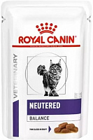 Корм для взрослых стерилизованных/кастрированных кошек или котов, склонных к набору лишнего веса Royal Canin Neutered Weight Balance с курицей