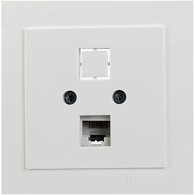 Розетка Nilson Thema 24111044  компьютерная CAT 5 белая