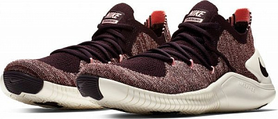 Кросівки Nike WMNS FREE TR FLYKNIT 3 942887-662 р.7 червоний