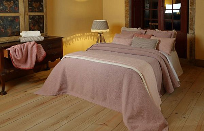 Покрывало Barreiro 230x270 см La Nuit розово-бежевый 