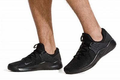 Кросівки Nike FREE TR 8 AH9395-003 р.12 чорний