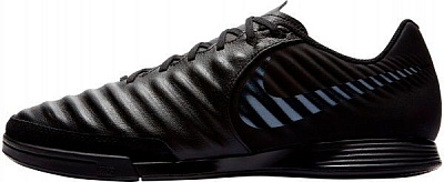 Бутси Nike LEGEND 7 ACADEMY IC AH7244-001 р. US 6,5 чорний