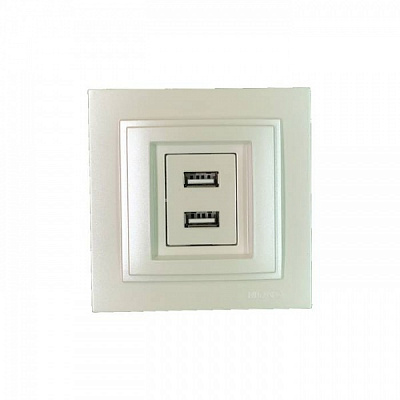 Розетка USB подвійна Mono Despina IP20 перлина 102-252505-178