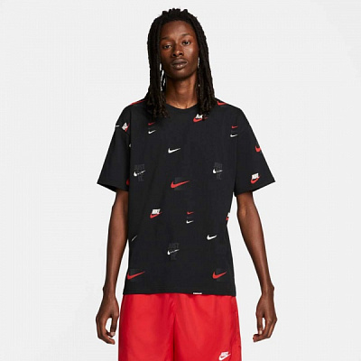 Футболка Nike DZ2991-010 р.XS чорний