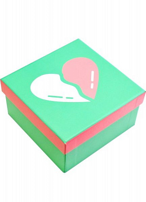 Коробка подарункова квадратна половинки серця 12,5х12,5х7 см