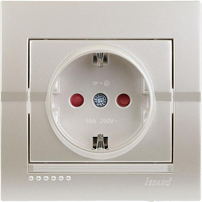 Розетка с заземлением Lezard Deriy 16 А 250 В со шторками жемчужно-белый 702-3030-124В