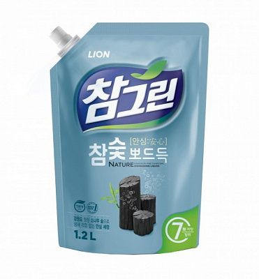 Миючий засіб для ручного миття посуду Lion Деревне вугілля 1,2л