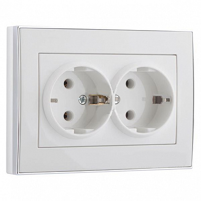 Розетка подвійна із заземленням Lezard Rain без шторок білий із хромованою вставкою 703-0225-127B