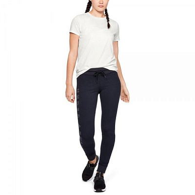 Футболка Under Armour GRAPHIC WM CLASSIC CREW 1330349-112 M білий