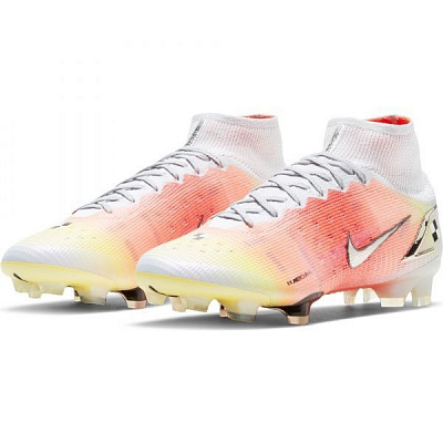 Бутсы Nike SUPERFLY 8 ELITE MDS FG CV0959-108 р. US 8,5 белый
