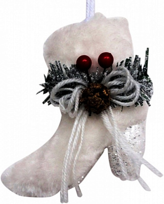 Ялинкова іграшка Пухнастий черевик з горобиною білий 12 см
